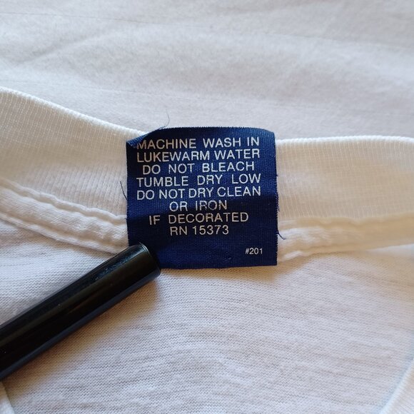 1984 Sneakers King Features Betty Boop Double-Sided White T-Shirt Adult M - Picture 10 of 13